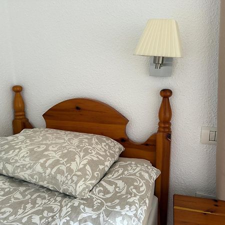 Sunny 2-Bedroom Apartment In Parque Santiago II Playa de las Américas Extérieur photo