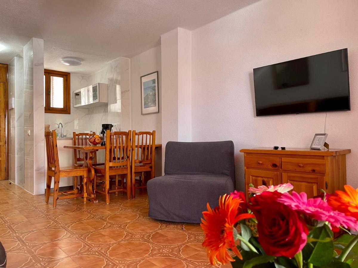 Sunny 2-Bedroom Apartment In Parque Santiago II Playa de las Américas Extérieur photo