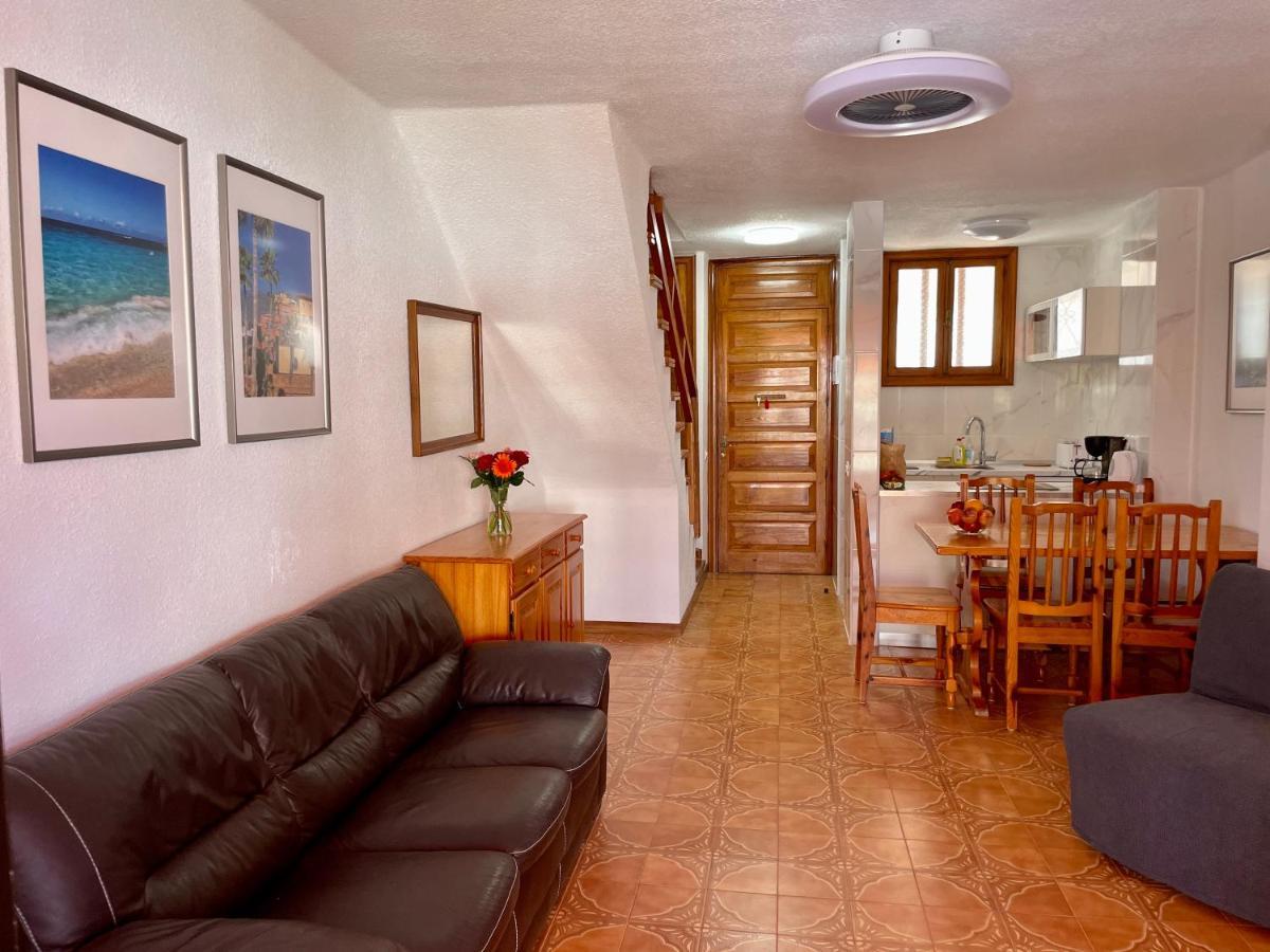 Sunny 2-Bedroom Apartment In Parque Santiago II Playa de las Américas Extérieur photo