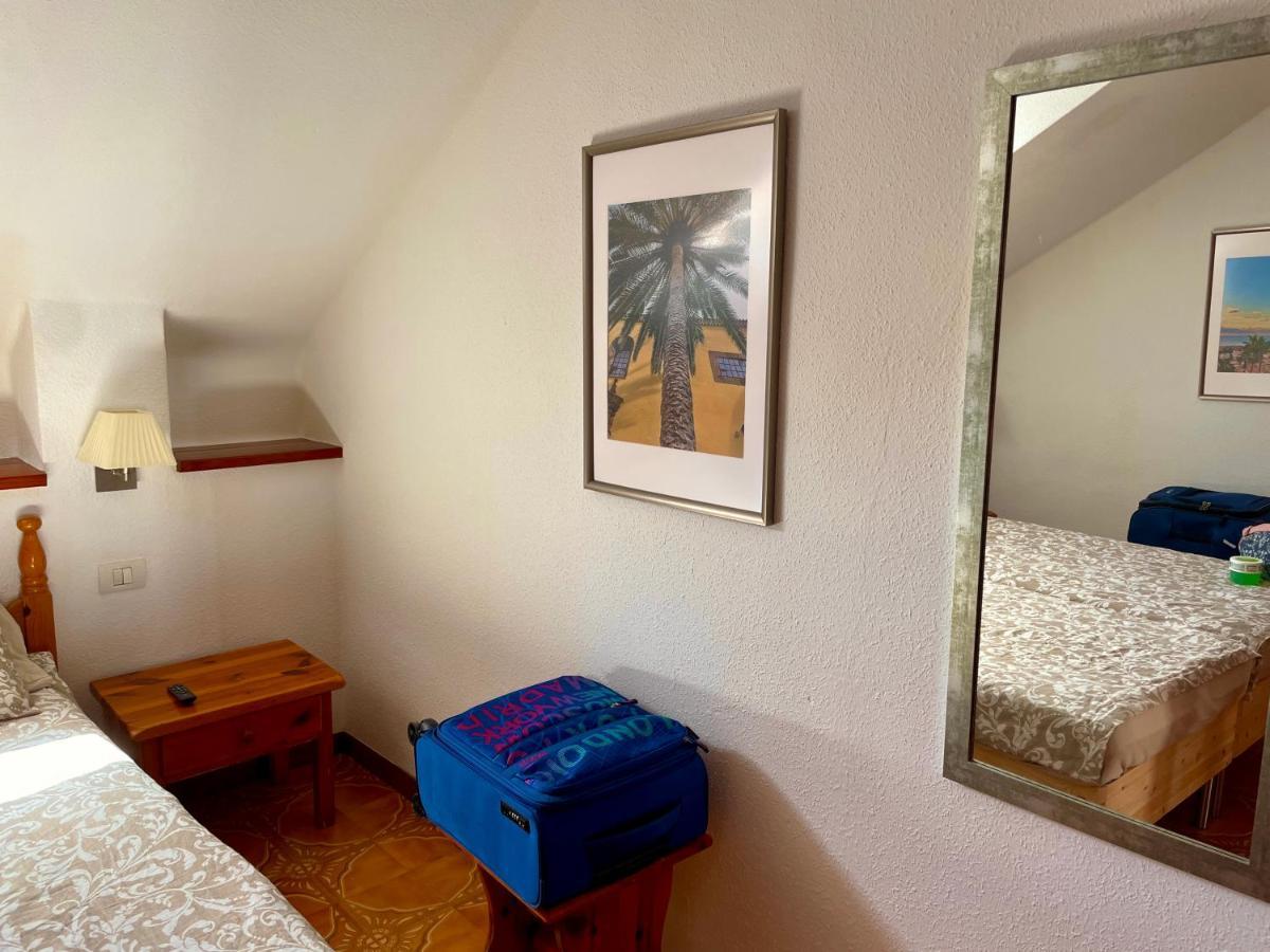 Sunny 2-Bedroom Apartment In Parque Santiago II Playa de las Américas Extérieur photo