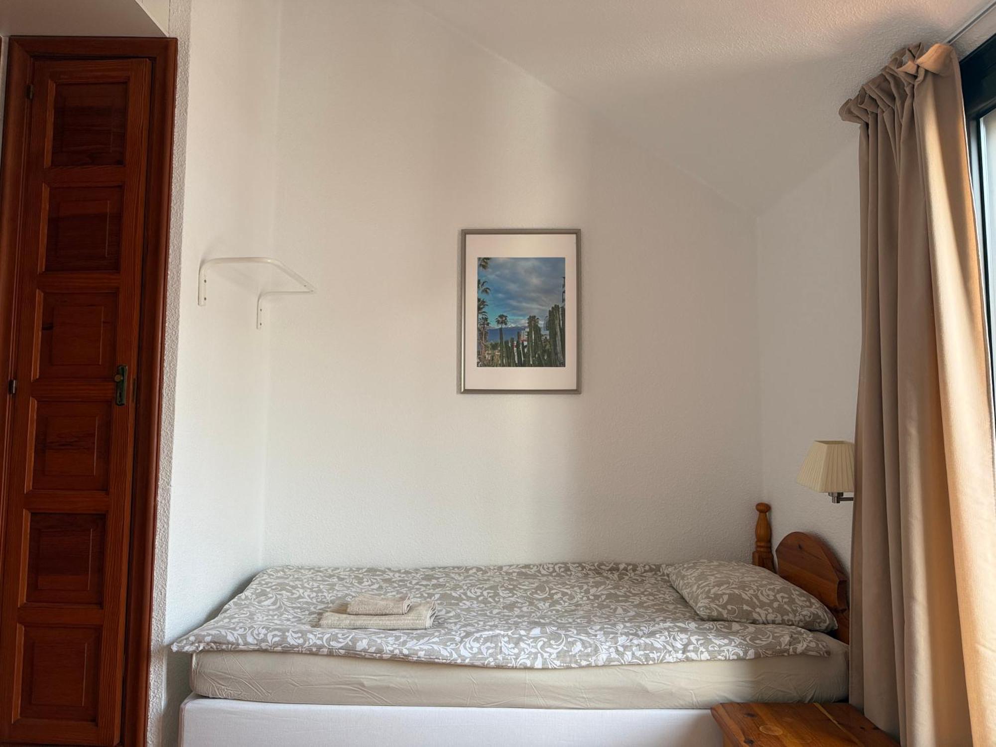 Sunny 2-Bedroom Apartment In Parque Santiago II Playa de las Américas Extérieur photo